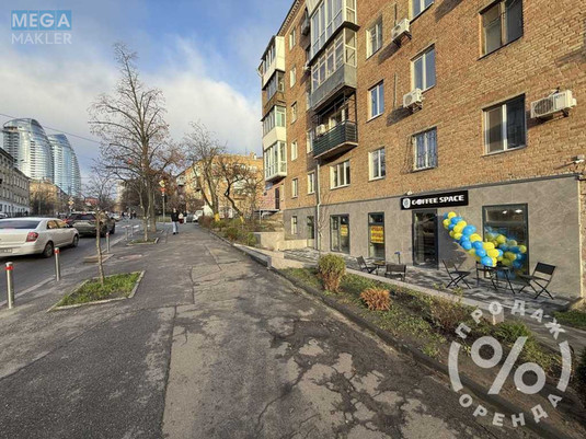 Продаж комерційної нерухомості, 25&nbsp;кв.м, под магазин, <a class="location-link" href="/kiev/" title="Недвижимость Київ">Київ</a>, <a class="location-link" href="/kiev/pecherskij/" title="Недвижимость Печерський район">Печерський р-н</a>, Джона Маккейна вул., 28/25 (изображение 1)