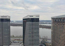 Продаж 2 кімнатної квартири (68/28/18), 20 пов. 26 пов. будинку