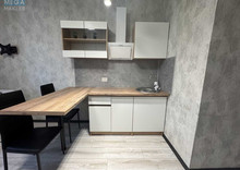 Новобудова, 4 поверхів