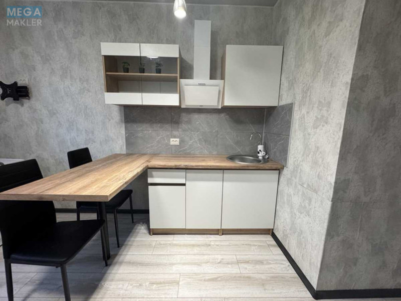 Новобудова, 4 поверхів, <a class="location-link" href="/gostomel/" title="Недвижимость Гостомель">Гостомель</a>, Вереснева (изображение 1)