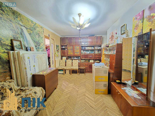 Продаж 3 кімнатної квартири (56/40/6), 2 пов. 5 пов. будинку, <a class="location-link" href="/kiev/" title="Недвижимость Київ">Київ</a>, <a class="location-link" href="/kiev/pecherskij/" title="Недвижимость Печерський район">Печерський р-н</a>, Бастионная ул., 13 (изображение 1)