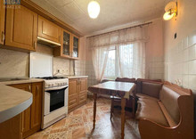 Продаж 2 кімнатної квартири (52/30/9), 4 пов. 9 пов. будинку