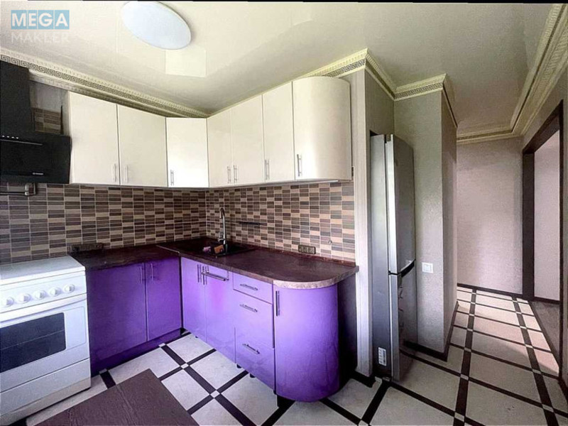 Оренда 2 кімнатної квартири, <a class="location-link" href="/kiev/" title="Недвижимость Київ">Київ</a>, <a class="location-link" href="/kiev/svyatoshinskij/" title="Недвижимость Святошинський район">Святошинський р-н</a>, Академика Туполева ул., 22Б (изображение 1)