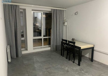 Новобудова, 3 поверхів