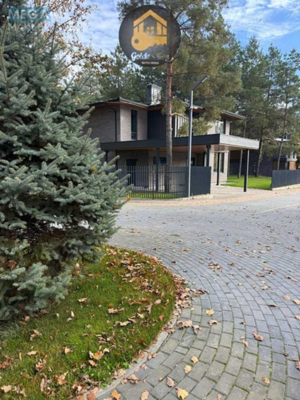 Продаж дома, 2&nbsp;поверху, 185&nbsp;кв.м, 4&nbsp;кімнати, ділянка 13&nbsp;соток, <a class="location-link" href="/procov/" title="Недвижимость Проців">Проців</a>, Лісова (изображение 1)