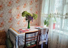 Продаж 2 кімнатної квартири (41/?/6), 2 пов. 4 пов. будинку