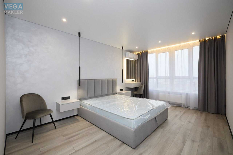 Продаж 1 кімнатної квартири (53/17/17), 21 пов. 23 пов. будинку, <a class="location-link" href="/kiev/" title="Недвижимость Київ">Київ</a>, <a class="location-link" href="/kiev/goloseevskij/" title="Недвижимость Голосіївський район">Голосіївський р-н</a>, Михайла Максимовича вул., 32А (изображение 1)