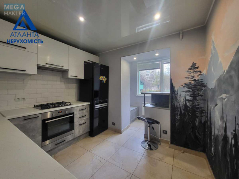 Продаж 3 кімнатної квартири (74/44/8), 1 пов. 5 пов. будинку, <a class="location-link" href="/lutsk/" title="Недвижимость Луцьк">Луцьк</a>, Конякіна, 21 (изображение 1)