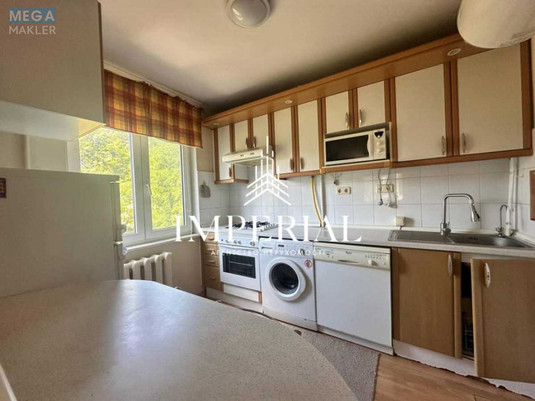 Оренда 3 кімнатної квартири, <a class="location-link" href="/kiev/" title="Недвижимость Київ">Київ</a>, <a class="location-link" href="/kiev/pecherskij/" title="Недвижимость Печерський район">Печерський р-н</a>, Мечникова ул., 7А (изображение 1)