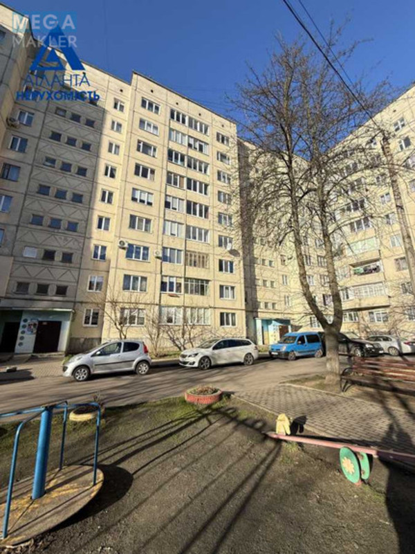 Продаж 3 кімнатної квартири (63,5/38/9,2), 8 пов. 9 пов. будинку, <a class="location-link" href="/lutsk/" title="Недвижимость Луцьк">Луцьк</a>, Кравчука, 3 (изображение 1)