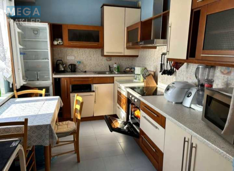 Оренда 2 кімнатної квартири, <a class="location-link" href="/kiev/" title="Недвижимость Київ">Київ</a>, <a class="location-link" href="/kiev/obolonskij/" title="Недвижимость Оболонський район">Оболонський р-н</a>, Гавро Лайоша вул., 11д (изображение 1)