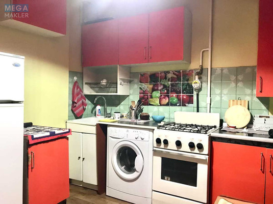 Оренда 2 кімнатної квартири, <a class="location-link" href="/kiev/" title="Недвижимость Київ">Київ</a>, <a class="location-link" href="/kiev/dneprovskij/" title="Недвижимость Дніпровський район">Дніпровський р-н</a>, Князя Романа Мстиславича вул., 18 (изображение 1)