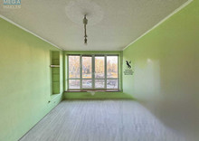 Продаж 1 кімнатної квартири (37/16/8), 2 пов. 16 пов. будинку