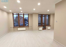 Продаж комерційної нерухомості, 126&nbsp;кв.м, под офис