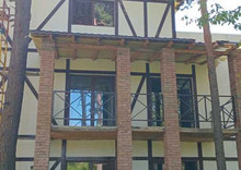 Продаж дома, 3&nbsp;поверху, 200&nbsp;кв.м, 4&nbsp;кімнати, ділянка 6&nbsp;соток