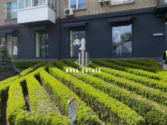 Оренда комерційної нерухомості, 200&nbsp;кв.м, под магазин, <a class="location-link" href="/kiev/" title="Недвижимость Київ">Київ</a>, <a class="location-link" href="/kiev/pecherskij/" title="Недвижимость Печерський район">Печерський р-н</a>, Кловський узвіз, 6 (изображение 1)