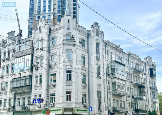 Продаж 2 кімнатної квартири (49/30/7), 4 пов. 5 пов. будинку, <a class="location-link" href="/kiev/" title="Недвижимость Київ">Київ</a>, <a class="location-link" href="/kiev/goloseevskij/" title="Недвижимость Голосіївський район">Голосіївський р-н</a>, Саксаганського вул., 33/35 (изображение 1)