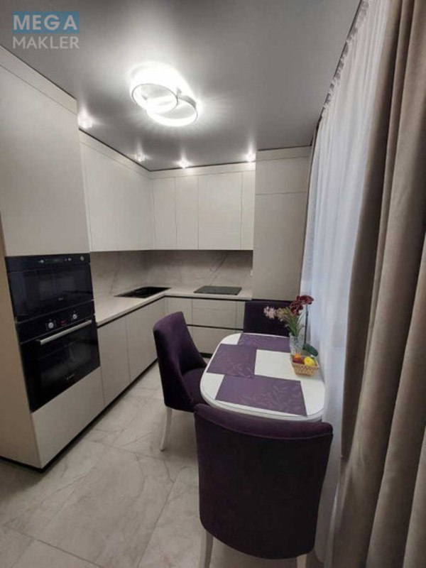 Оренда 2 кімнатної квартири, <a class="location-link" href="/kiev/" title="Недвижимость Київ">Київ</a>, <a class="location-link" href="/kiev/goloseevskij/" title="Недвижимость Голосіївський район">Голосіївський р-н</a>, Костанайська вул., 13 (изображение 1)