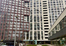 Продаж 3 кімнатної квартири (80/39/20), 21 пов. 25 пов. будинку