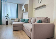 Продаж 1 кімнатної квартири (65/?/16), 3 пов. 10 пов. будинку