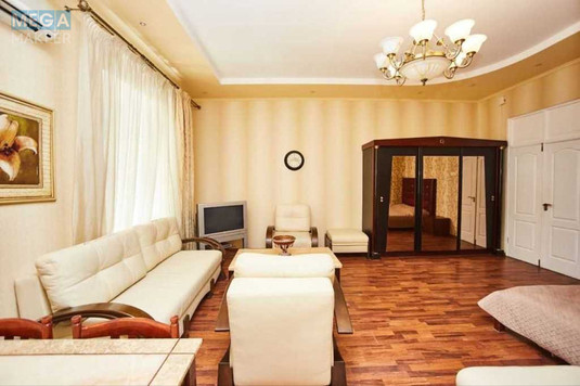 Оренда 1 кімнатної квартири, <a class="location-link" href="/odessa/" title="Недвижимость Одеса">Одеса</a>, <a class="location-link" href="/odessa/primorskij/" title="Недвижимость Приморський район">Приморський р-н</a>, Театральный переулок, 12 (изображение 1)