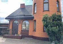 Продаж дома, 3&nbsp;поверху, 295&nbsp;кв.м, 6&nbsp;кімнат, ділянка 6&nbsp;соток