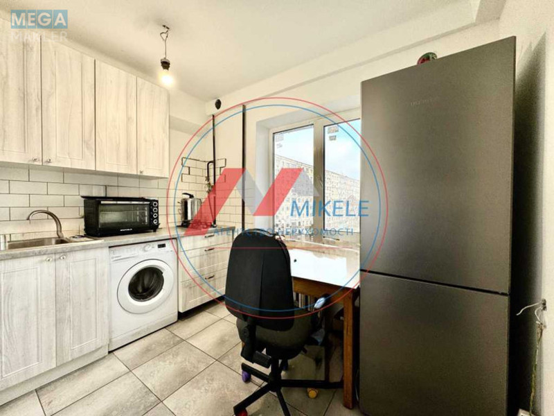 Продаж 3 кімнатної квартири (57,1/37/6,9), 5 пов. 9 пов. будинку, <a class="location-link" href="/kiev/" title="Недвижимость Київ">Київ</a>, <a class="location-link" href="/kiev/dneprovskij/" title="Недвижимость Дніпровський район">Дніпровський р-н</a>, Павла Тичини просп., 24 (изображение 1)