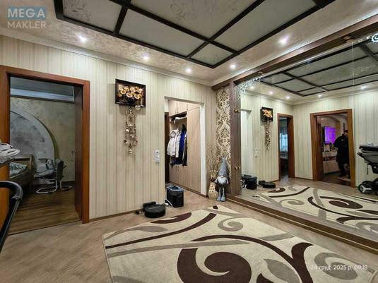 Продаж 3 кімнатної квартири (97/53,5/16), 2 пов. 24 пов. будинку, <a class="location-link" href="/kiev/" title="Недвижимость Київ">Київ</a>, <a class="location-link" href="/kiev/desnyanskij/" title="Недвижимость Деснянський район">Деснянський р-н</a>, Марини Цвєтаєвої вул., 3 (изображение 1)