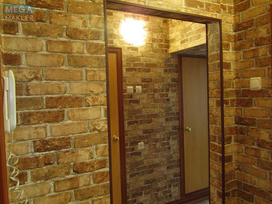 Оренда 1 кімнатної квартири, <a class="location-link" href="/kiev/" title="Недвижимость Київ">Київ</a>, <a class="location-link" href="/kiev/darnickij/" title="Недвижимость Дарницький район">Дарницький р-н</a>, Сортировочная ул., 2 (изображение 1)