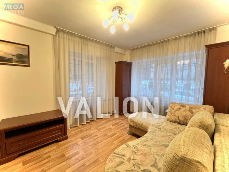 Продаж 2 кімнатної квартири (44/28/7,8), 1 пов. 5 пов. будинку, <a class="location-link" href="/kiev/" title="Недвижимость Київ">Київ</a>, <a class="location-link" href="/kiev/goloseevskij/" title="Недвижимость Голосіївський район">Голосіївський р-н</a>, Пироговский шлях ул., 44 (изображение 1)