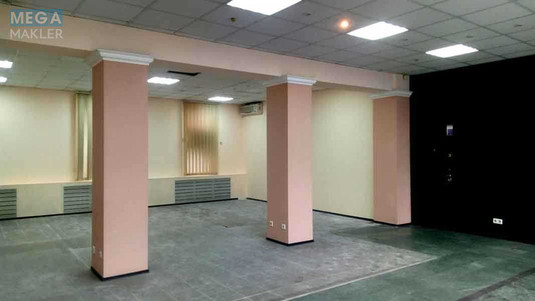 Оренда комерційної нерухомості, 145&nbsp;кв.м, под магазин, <a class="location-link" href="/kiev/" title="Недвижимость Київ">Київ</a>, <a class="location-link" href="/kiev/dneprovskij/" title="Недвижимость Дніпровський район">Дніпровський р-н</a>, Юрія Гагаріна просп., 9 (изображение 1)