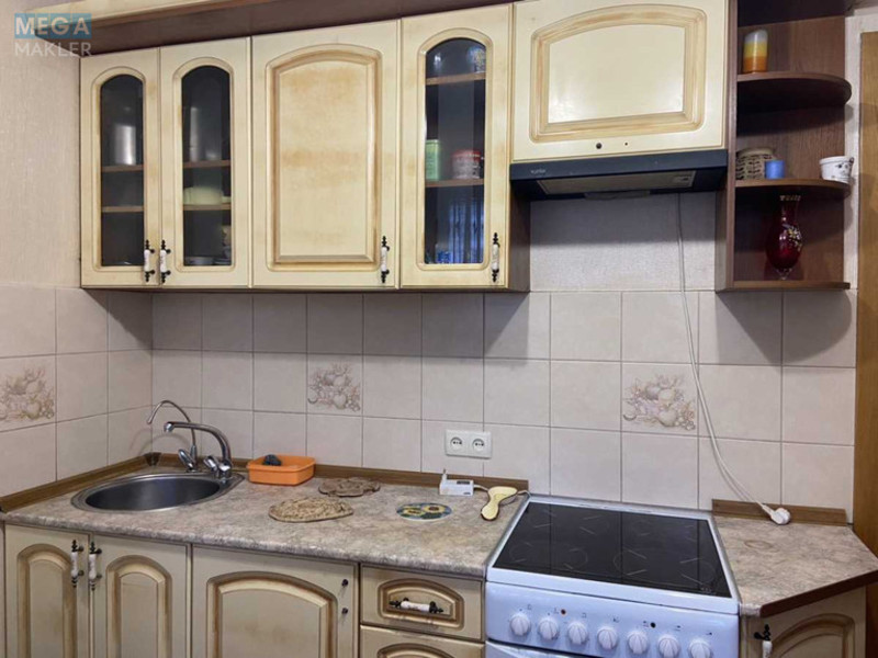 Оренда 1 кімнатної квартири, <a class="location-link" href="/kiev/" title="Недвижимость Київ">Київ</a>, <a class="location-link" href="/kiev/darnickij/" title="Недвижимость Дарницький район">Дарницький р-н</a>, Севастопольська вул., 19 (изображение 1)