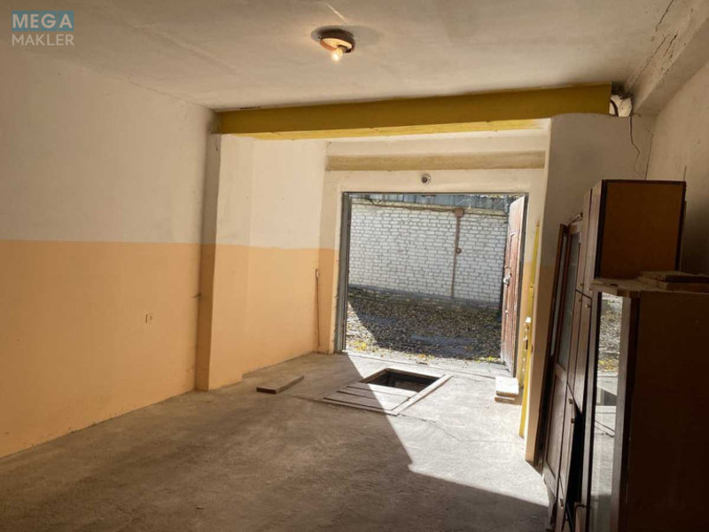 Продаж комерційної нерухомості, 45&nbsp;кв.м, <a class="location-link" href="/kiev/" title="Недвижимость Київ">Київ</a>, <a class="location-link" href="/kiev/shevchenkovskij/" title="Недвижимость Шевченківський район">Шевченківський р-н</a>, Сечевых Стрельцов ул., 24 (изображение 1)