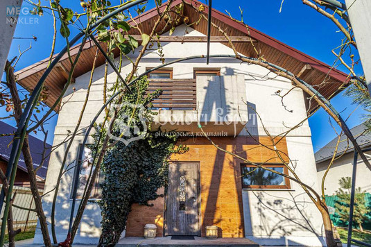 Продаж дома, 2&nbsp;поверху, 117,80&nbsp;кв.м, 5&nbsp;кімнат, ділянка 3,10&nbsp;сотки, <a class="location-link" href="/petrovskoe-selo-kv-kievo-svyatoshinskij-rajon/" title="Недвижимость Петрівське">Петрівське</a>, Одеська, 4 (изображение 1)