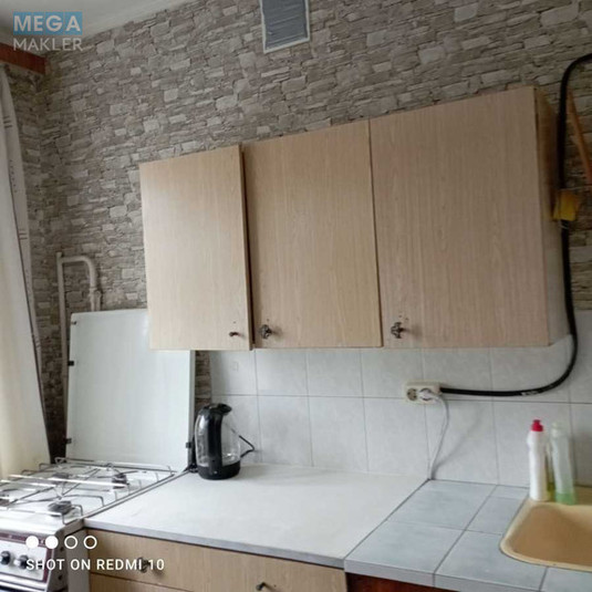 Оренда 1 кімнатної квартири, <a class="location-link" href="/kiev/" title="Недвижимость Київ">Київ</a>, <a class="location-link" href="/kiev/svyatoshinskij/" title="Недвижимость Святошинський район">Святошинський р-н</a>, Бахмацька вул., 20 (изображение 1)