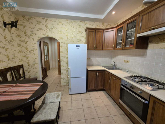 Оренда 1 кімнатної квартири, <a class="location-link" href="/chabany/" title="Недвижимость Чабані">Чабани</a>, Юности, 3 (изображение 1)