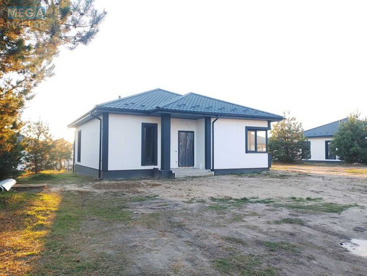 Продаж дома, 1&nbsp; поверх, 85&nbsp;кв.м, 3&nbsp;кімнати, ділянка 5&nbsp;соток, <a class="location-link" href="/putrovka/" title="Недвижимость Путрівка">Путрівка</a>, Короленка (изображение 1)