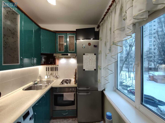 Продаж 2 кімнатної квартири (46/30/8), 3 пов. 5 пов. будинку, <a class="location-link" href="/kiev/" title="Недвижимость Київ">Київ</a>, <a class="location-link" href="/kiev/desnyanskij/" title="Недвижимость Деснянський район">Деснянський р-н</a>, Братиславская ул., 10 (изображение 1)