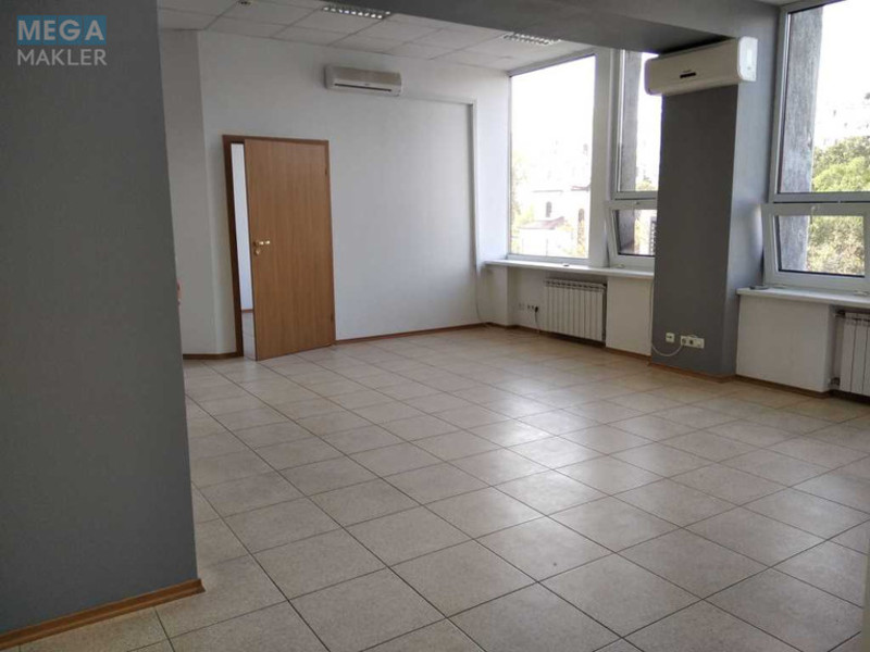 Оренда комерційної нерухомості, 67&nbsp;кв.м, под офис, <a class="location-link" href="/kiev/" title="Недвижимость Київ">Київ</a>, <a class="location-link" href="/kiev/dneprovskij/" title="Недвижимость Дніпровський район">Дніпровський р-н</a>, Евгения Сверстюка ул., 11б (изображение 1)