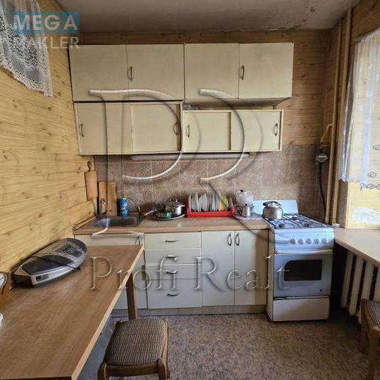 Продаж 3 кімнатної квартири (81/50/7), 8 пов. 9 пов. будинку, <a class="location-link" href="/kiev/" title="Недвижимость Київ">Київ</a>, <a class="location-link" href="/kiev/solomenskij/" title="Недвижимость Солом'янський район">Солом'янський р-н</a>, Липківського Василя Митрополита вулиця, 37 (изображение 1)