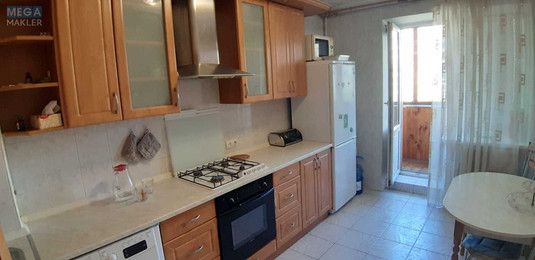 Оренда 3 кімнатної квартири, <a class="location-link" href="/kiev/" title="Недвижимость Київ">Київ</a>, <a class="location-link" href="/kiev/obolonskij/" title="Недвижимость Оболонський район">Оболонський р-н</a>, Казанская ул., 18 (изображение 1)