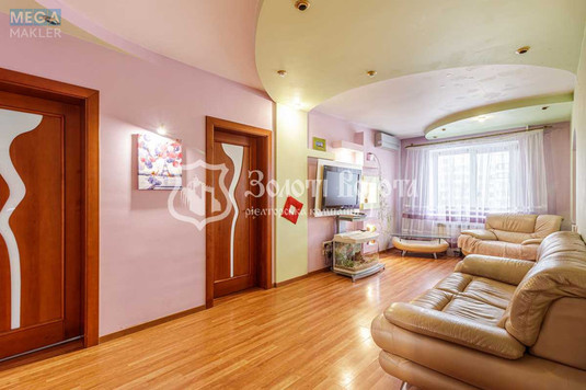 Продаж 3 кімнатної квартири (68/41/8,1), 4 пов. 9 пов. будинку, <a class="location-link" href="/kiev/" title="Недвижимость Київ">Київ</a>, <a class="location-link" href="/kiev/obolonskij/" title="Недвижимость Оболонський район">Оболонський р-н</a>, Героїв Дніпра вул., 32 (изображение 1)