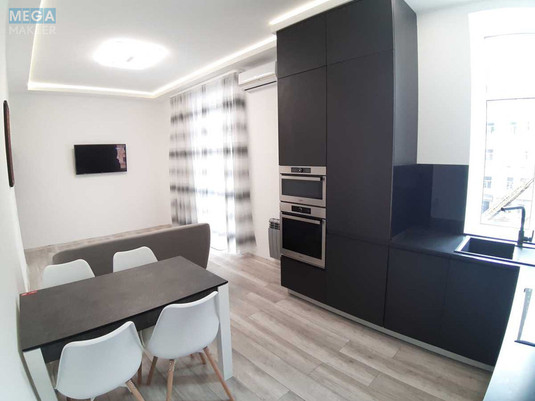 Оренда 2 кімнатної квартири, <a class="location-link" href="/kiev/" title="Недвижимость Київ">Київ</a>, <a class="location-link" href="/kiev/shevchenkovskij/" title="Недвижимость Шевченківський район">Шевченківський р-н</a>, Пирогова ул., 10Г (изображение 1)