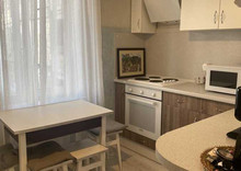 Продаж 3 кімнатної квартири (72,4/45,2/6), 4 пов. 9 пов. будинку