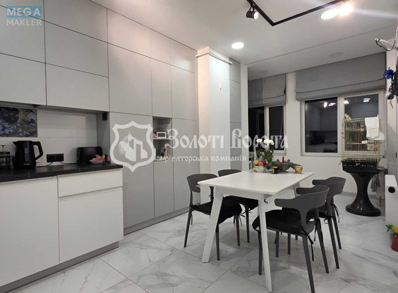 Продаж 3 кімнатної квартири (89,9/49/16,5), 9 пов. 9 пов. будинку, <a class="location-link" href="/kiev/" title="Недвижимость Київ">Київ</a>, <a class="location-link" href="/kiev/solomenskij/" title="Недвижимость Солом'янський район">Солом'янський р-н</a>, Юнацька вул., 6 (изображение 1)