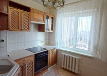 Продаж 3 кімнатної квартири (71/43/8), 9 пов. 12 пов. будинку