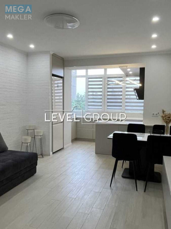 Продаж 2 кімнатної квартири (68/35/20), 7 пов. 10 пов. будинку, <a class="location-link" href="/kiev/" title="Недвижимость Київ">Київ</a>, <a class="location-link" href="/kiev/desnyanskij/" title="Недвижимость Деснянський район">Деснянський р-н</a>, Радистів вул., 34в (изображение 1)