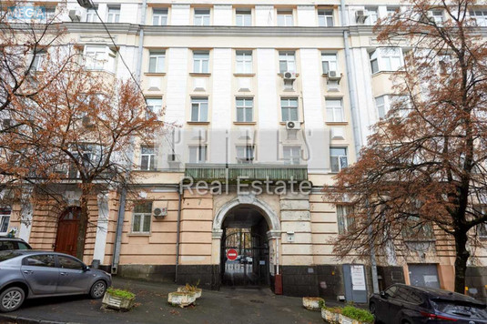 Оренда комерційної нерухомості, 68,40&nbsp;кв.м, под офис, <a class="location-link" href="/kiev/" title="Недвижимость Київ">Київ</a>, <a class="location-link" href="/kiev/pecherskij/" title="Недвижимость Печерський район">Печерський р-н</a>, Лютеранская ул., 4 (изображение 1)