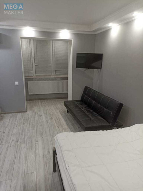 Продаж 1 кімнатної квартири (32/18/4), 1 пов. 9 пов. будинку, <a class="location-link" href="/kiev/" title="Недвижимость Київ">Київ</a>, <a class="location-link" href="/kiev/obolonskij/" title="Недвижимость Оболонський район">Оболонський р-н</a>, Маршала Малиновського вул., 28б (изображение 1)