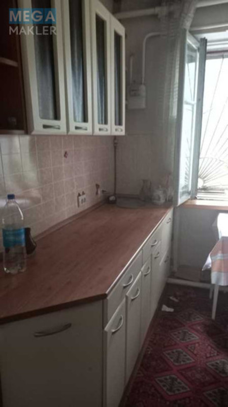 Оренда 3 кімнатної квартири, <a class="location-link" href="/odessa/" title="Недвижимость Одеса">Одеса</a>, <a class="location-link" href="/odessa/malinovskij/" title="Недвижимость Малиновський район">Малиновський р-н</a>, Парковая, 65а (изображение 1)